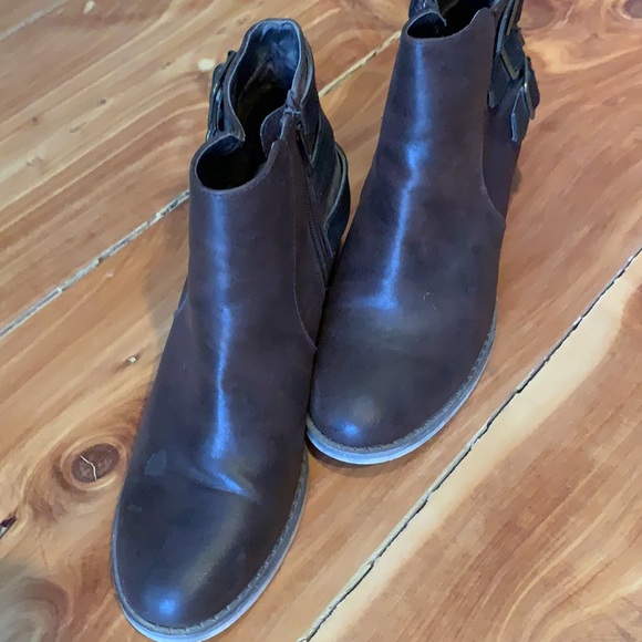 Size 8 Dark brown Sally booties. - Picture 2 of 7